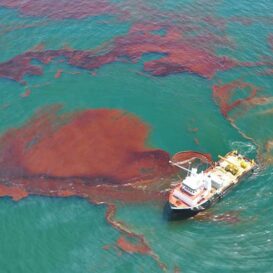 Oil spillage in the sea